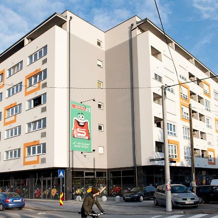 Flexible Selfcheckins 9 - Zagreb - Garage - Electric Vehicle Ccharger - Loggia - New - Apartments Repinc 9 Exterior foto